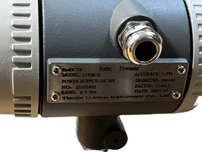 DN100 Dozowanie pary technologicznej, przepływomierz wirowy ze stali nierdzew LUGB-D PN16 RF kołnierz DIN, 0,7-7 t/h <1,6 MPa, <250°C, 4-20mA, ExdIBT6