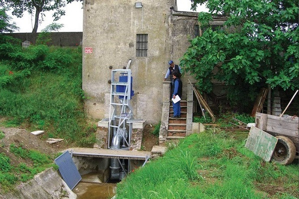 Veneroni ABN 35, 1080 m3/h pompa odśrodkowa z ramą