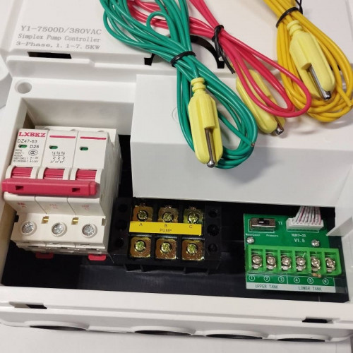 Sterownik pompy Y1-7500D, tworzywo ABS, 3-fazowy 380V-415V, 1,1-7,5 kW