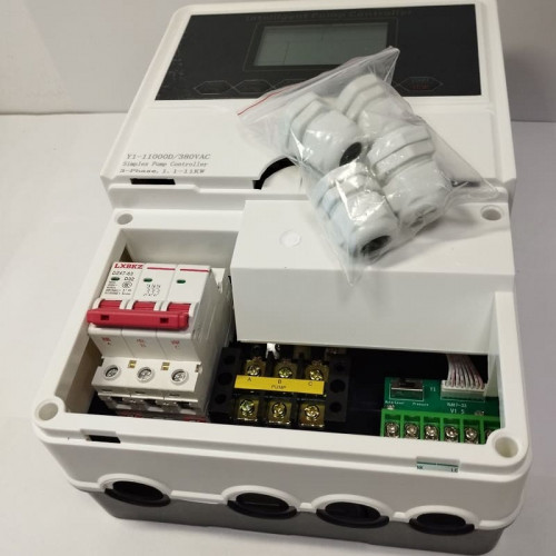 Sterownik pompy Y1-11000D, tworzywo ABS, 3-fazowy 380V-415V, 1,1-11kW