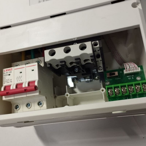 Sterownik pompy Y1-22000D, tworzywo ABS, 3-fazowy 380V-415V, 4-22kW