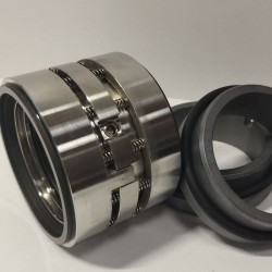 Podwójne uszczelnienie mechaniczne R-M010D 60, CAR/SIC/CAR/SIC, EPDM, 304