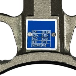 PN6 DN100 Zawór motylkowy, korpus i tarcza AISI 304, PTFE z siłownikiem pneumatycznym Ex, jednostronnego działania (ze sprężyną), pozycjoner 4-20MA
