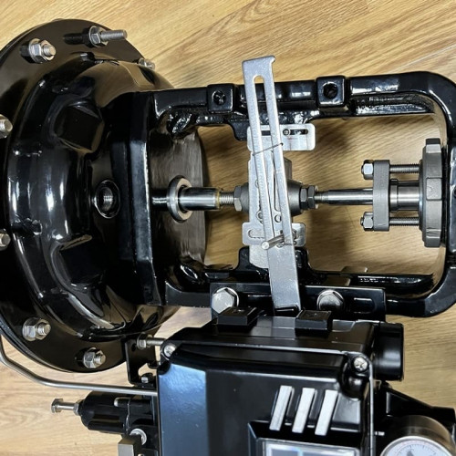 DN50 Pneumatycznie sterowany zawór regulacyjny 10P11Y-DNx5016Z-L112C-C (korpus CF8, gniazdo SS304) z pozycjonerem YT-1000, wejście 4-20 mA, Ex