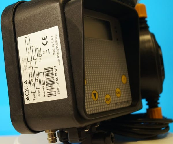 HC 300 PH-RX 05-09 PP-GL-DT 230V Elektromagnetyczna pompa dozująca 