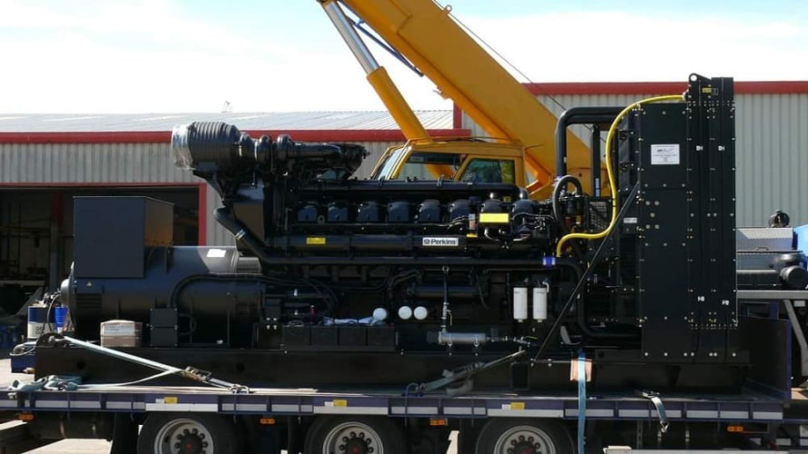 Przemysłowy generator diesla XHYP-2000GF z ATS, silnik Perkins 2500 kVA, 2000kW, 380V/50HZ typ otwarty