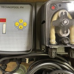 TECHNOPOOL PH 3-1 230V Santoprene pompa perystaltyczna ze zintegrowanym regulatorem PH