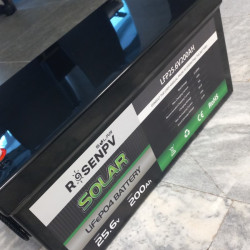 Akumulator litowo-żelazowo-fosforanowy (litowo-żelazowy) 25,6 V 200 Ah LiFePO4, stojący LFP z ogniwami EVE 3,2 V 100 Ah LiFePO4 klasy A