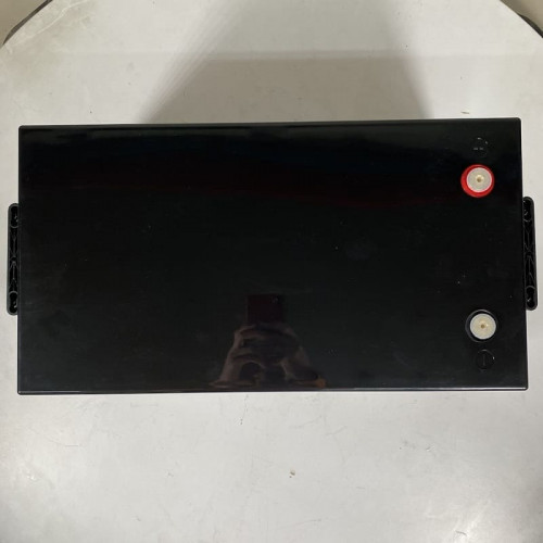 Akumulator litowo-żelazowo-fosforanowy (litowo-żelazowy) 25,6 V 200 Ah LiFePO4, stojący LFP z ogniwami EVE 3,2 V 100 Ah LiFePO4 klasy A