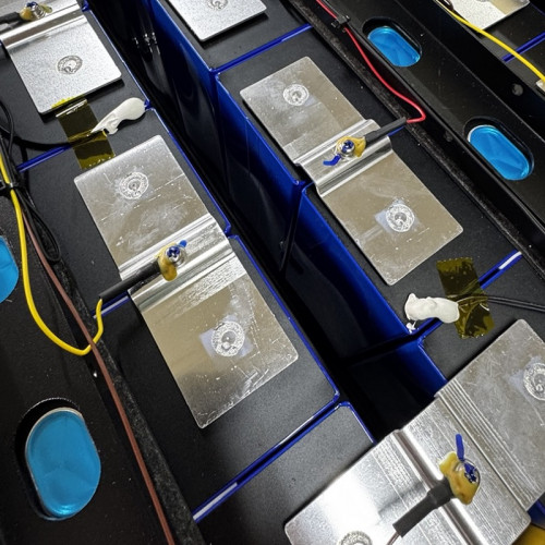 Bateria litowa 51.2V 300Ah LiFePO4, LFP montowana w stelażu z ogniwami Great power 3.2V 300Ah LiFePO4 klasy A