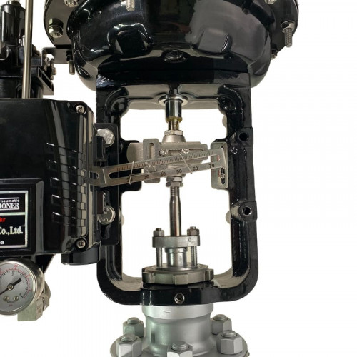 DN50 Pneumatycznie sterowany zawór regulacyjny 10P11Y-DNx5016Z-L122C-C (korpus żeliwny, gniazdo SS304) z pozycjonerem YT-1000, 4-20mA, Ex