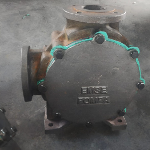 Pompa zębata do asfaltu EMSE EDP-I 3 cal, 16,2-31,9 m3/h z przekładnią wewnętrzną, bez silnika