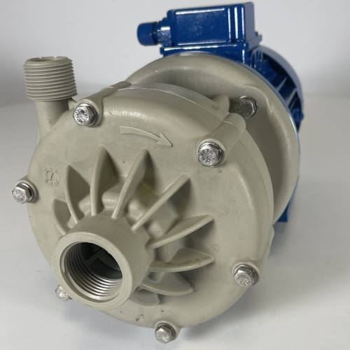 Pompa odśrodkowa ze sprzęgłem magnetycznym 06 DM PP o 0,37 kW silnika